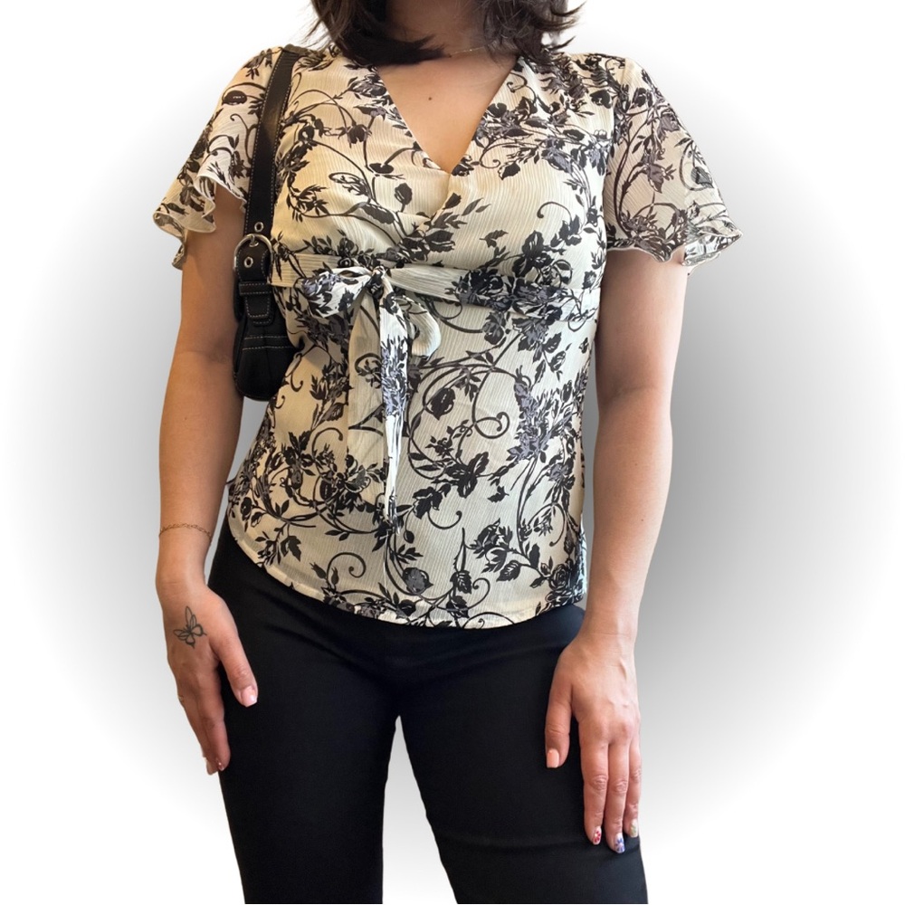 Floral V-Neck Top - Black and Cream